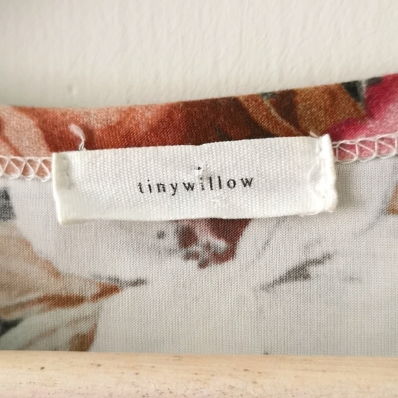 Tiny Willow floral sleeveless tee. Size Medium. EUC - Picture 2 of 5